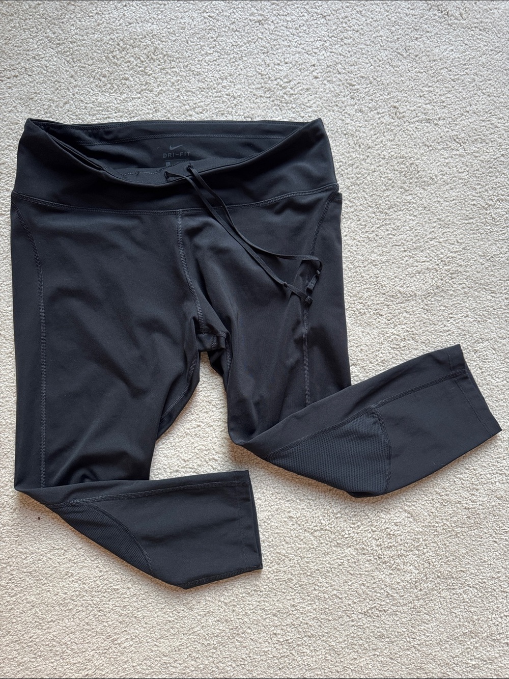 Nike Black Cropped Leggings